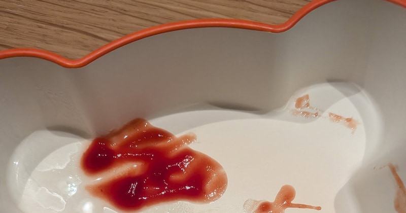 7歳娘の朝ごはんのお皿→片付けようとしたら……「あらまぁあ」　残された“ママへのメッセージ”に「泣くー」「これは洗えませんなぁ」