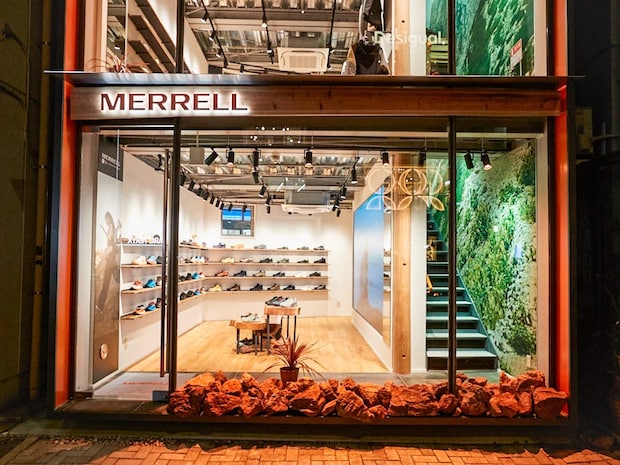「一度履いたらほかのシューズ履けません」　MERRELL（メレル）の“ゴアテックスシューズ”が大人気　「長いウォーキングも足が疲れない」「万能スニーカー」