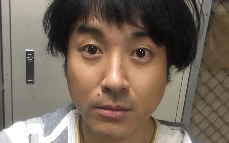 「カラコンえぐいw」ムロツヨシ、「鬼滅の刃」の“ガチコスプレ”披露し話題　「夢に出そう」「どうしたこれww」「怖いっす！！！」