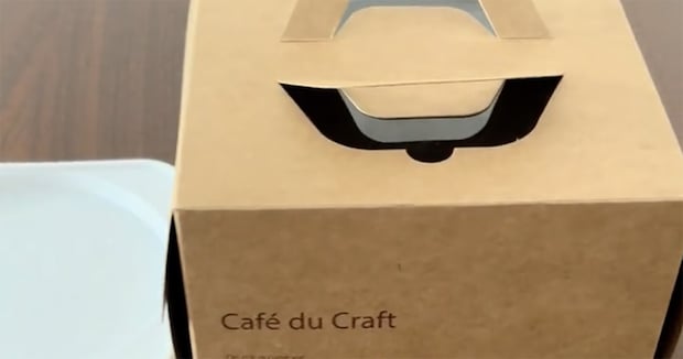 セリアのケーキボックス→開けて中を見たら……「すご〜」　ハイクオリティーな“驚きの手作り品”に「めちゃくちゃきれい」「おいしそー」