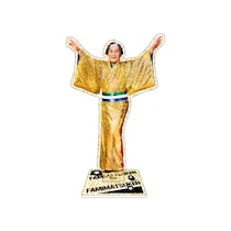 キンキラキンの“マツケン”コラボで年末年始が楽しくなりそう！　ファミマからハローキティコラボグッズやアクスタなど登場