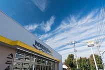 「優れもの」　ワークマンの“1500円で高機能”アウターに高評価続出　「撥水加工されていてこの値段！」　「バイクのアウターとして使える」