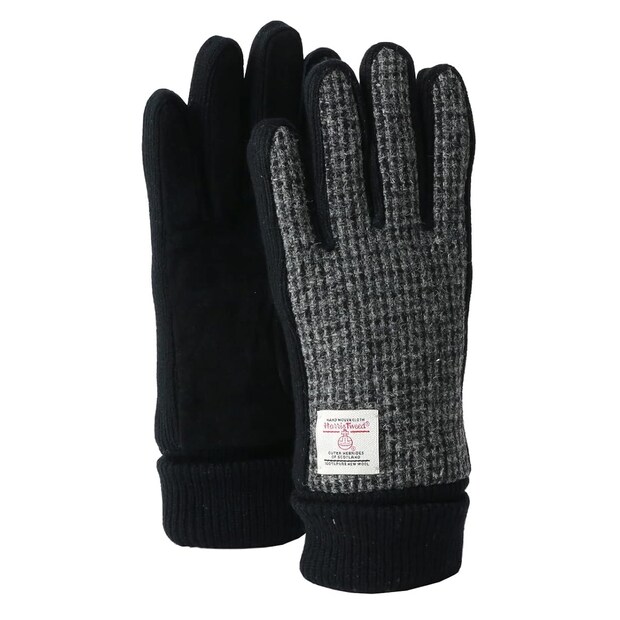 「まったく冷えません」　ハリスツイードの“メンズ手袋”に絶賛の声　「二重構造でとても暖かい」「着けたままスマホも問題なく使える」「肌触りも◎」