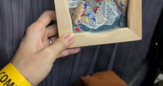 コミコンで「ジョニー・デップ」サイン会に参加したファン→本人に会えず、渡せなかった“力作”に「無念です……」「ご本人に届いてほしい」