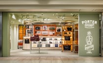 「期待を裏切らないバッグ」PORTER（ポーター）の“ショルダーバッグ”が大人気 「どんな服にも合う」「軽くて丈夫。収納力も大満足」