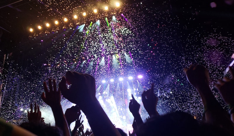 【Mステ】「ミュージックステーション SUPER LIVE 2025」でよかったと思うアーティストは？　3組のアーティストを紹介！