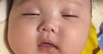 すやすや眠る3カ月赤ちゃんを見ていたら→次の瞬間……！　“驚きの変化”に「どんな夢見てるのかな」「幸せいただきました」