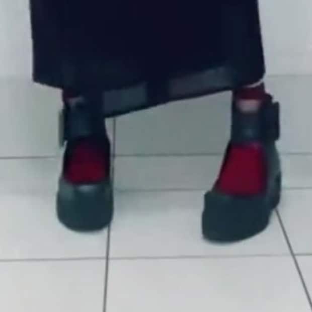 しまむらのワンピース×着物の令和コーデに「泡吹いて倒れた」「かっけええ」　130万再生された斬新な発想に各世代から反響