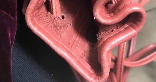 古着屋さんで買った「コーチ」のバッグ→開けると……　中から出てきた“予想外のもの”に「大当たり」「プレゼントですね」