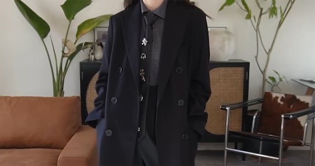 「ほんまにかっこいい」ユニクロ購入品で“高見えコーデ”　驚きの着こなしに「素敵すぎて真似したい」