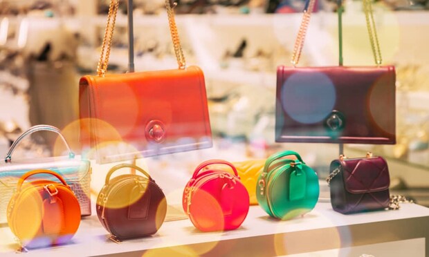 【30代以下に聞いた】一生もののバッグが欲しいと思う「憧れのハイブランド」ランキング! 2位は「エルメス」、1位は?