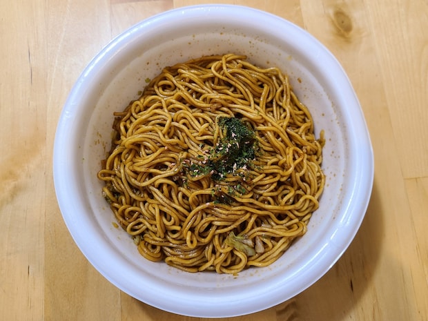 【関西在住者に聞いた】コスパが良いと思う「カップ焼きそば」ランキング！　2位は「明星 一平ちゃん夜店の焼そば」、1位は？