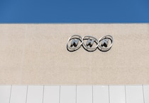 「見間違いかと思った」　紅白歌合戦「ディズニー企画」で起きた“衝撃シーン”に騒然「笑った」「腹痛い」