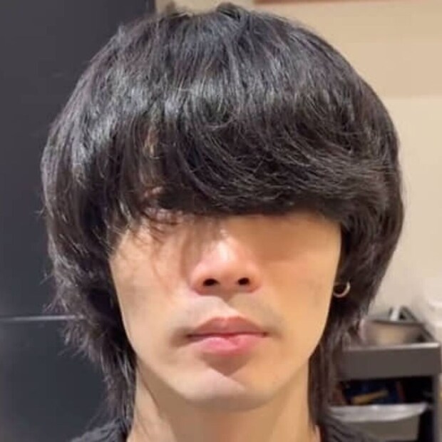 職場の人に「その髪形ウケ狙い?」と言われた男性→美容師の本気で…… まさかの仕上がりに「女性たちのどよめきが聞こえる」