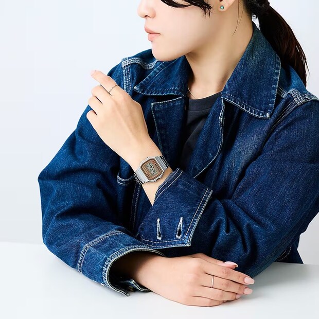 「コスパ最強の腕時計です」 カシオの”3000円台で買えるレトロ時計”が人気爆発中! 人気の理由は「着け心地が…」「外の現場でも…」「あいみょんも…」