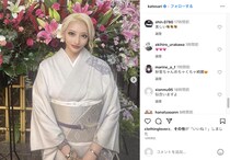 「3カ月で1億円」の加藤紗里、オーナー務める銀座クラブの開店をお祝い　“大蛇タトゥー”＆金髪での着物姿に「極妻感が否めない」