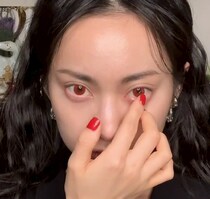 クールな女性が『鬼滅の刃』鬼舞辻無惨のメイクをすると……　 再現度の高さに称賛「伝説級の仕上がり」「すごくそっくり」【海外】