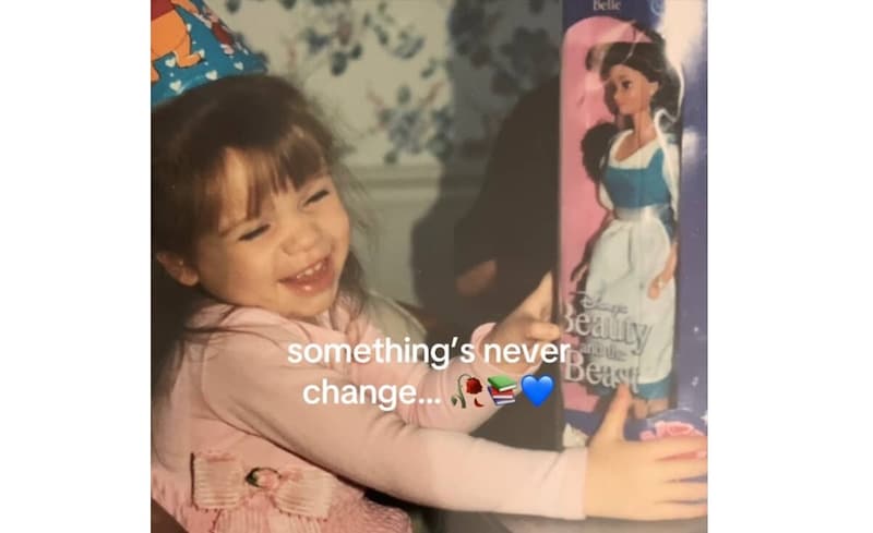 ディズニープリンセスの人形で遊んでいた少女、大人になって…… “夢をかなえた姿”が200万再生「夢を永遠に!」「泣きそう」【海外】