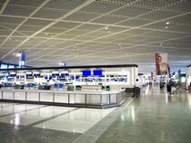 【女性が選ぶ】買ってきてほしい「羽田空港国内線エリア（ANA）の洋菓子土産」ランキングTOP25！　第1位は「東京ばな奈」【2025年最新調査結果】