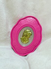 捨てられないコスメの容器→小物入れにしようと洗ったら……　まさかの仕掛けが1000万表示　「うわあああ」「これもう芸術品」