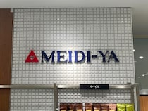 「ネイビーカラーが上品でおしゃれ！」明治屋の“折りたたみエコバッグ”が高評価　「色も柄も良い」「つくりや生地がしっかりしていて大容量」