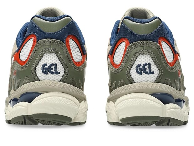 「史上最強の履き心地!」 アシックス“売り切れ続出スニーカー”が話題 「デザインにひとめ惚れ」「何色でも欲しい名品」