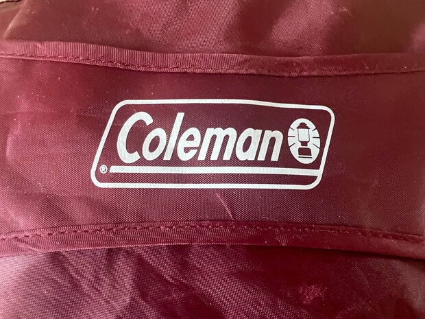 「デザイン、コスパの良さなど◎」 コールマンの“2WAYトート”が高評価 「リュックの欠点をカバーするハイブリッド」「使い勝手がよいように考え抜かれている」