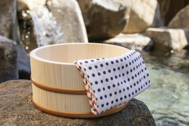 【主婦に聞いた】雰囲気が最高な「甲信越の温泉地」ランキング！　2位は「野沢温泉」と「蓼科温泉」、1位は？