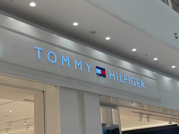 「美しいカジュアルウォッチ」Tommy Hilfiger(トミーヒルフィガー)の“腕時計”が好評! 「濃い青色が映える」「文字盤も見やすくてGOOD」
