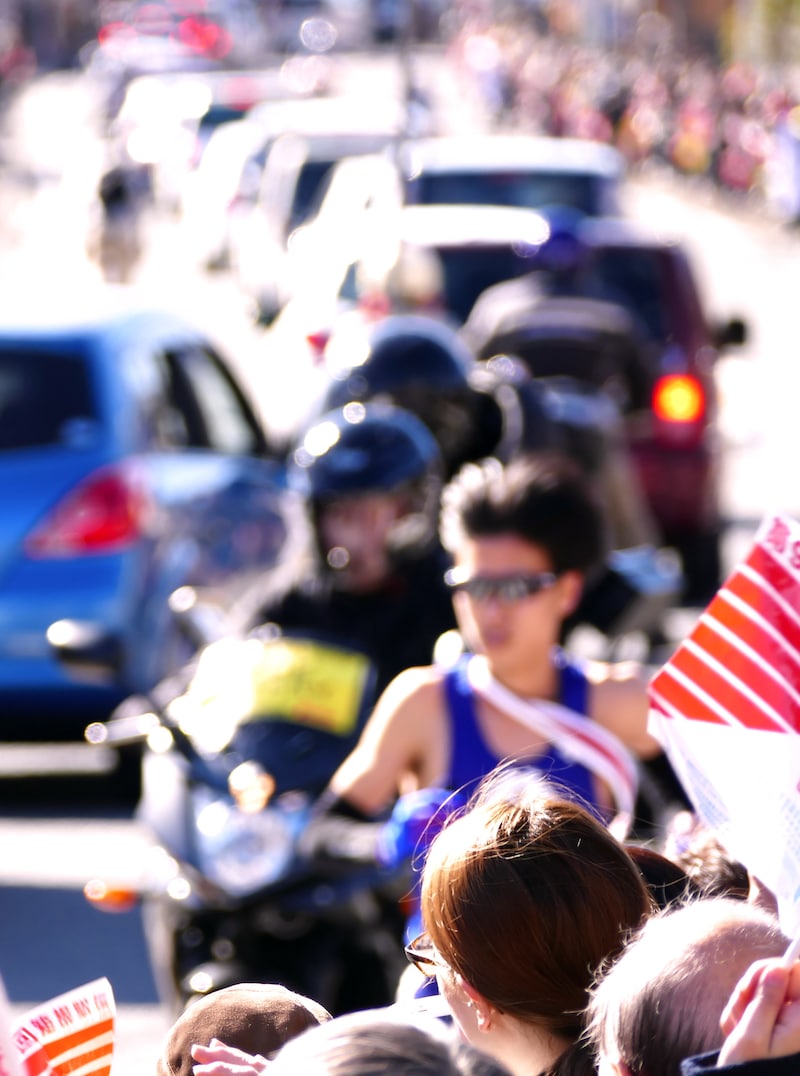 「美し過ぎ」箱根駅伝の沿道に現れた59歳大女優　一般客に紛れるも「横顔が本当に綺麗」「どっちを見たら……」オーラ全開
