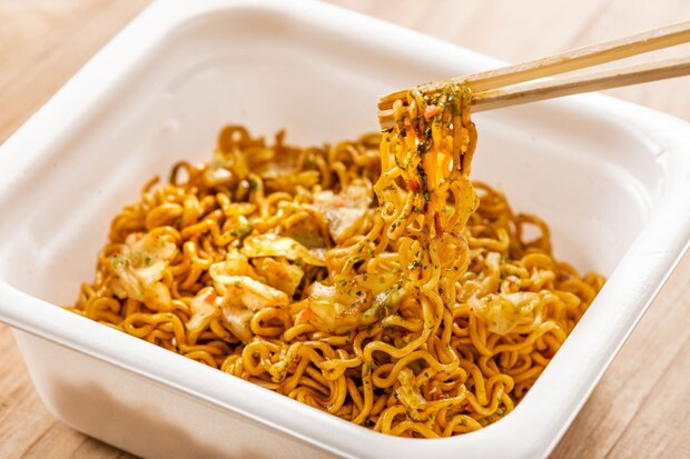 【北海道・東北在住者が選ぶ】結局一番だと思う「カップ焼きそば」ランキング! 2位は「ペヤング ソースやきそば」、1位は?