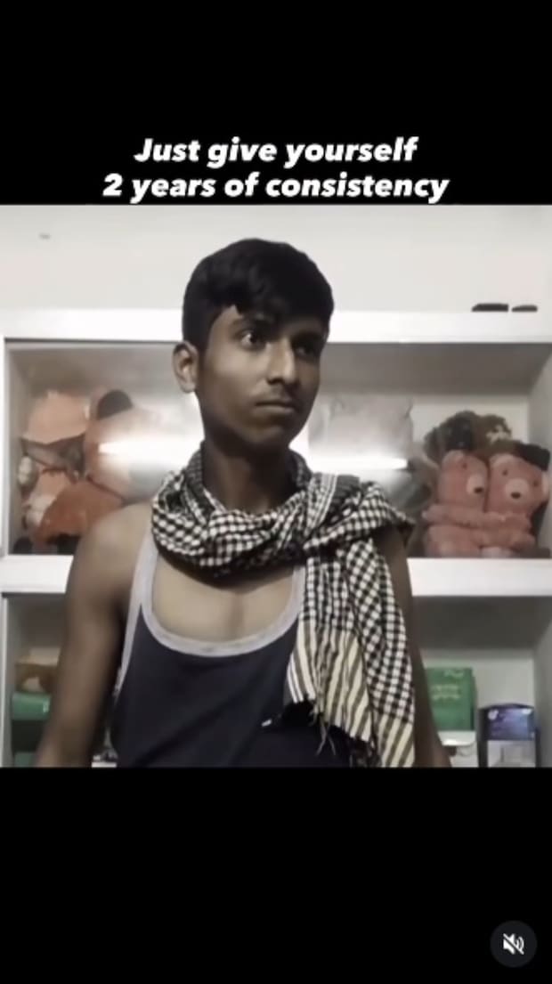 痩せ型の男性が筋トレを開始→2年間継続すると……　驚きの結果に反響「驚くべき変化」「これだけの力を……」【海外】