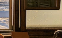 「これが日常？」自宅キッチン“窓からの景色”に大反響　羨望の声続々「有名画家の絵画のよう」「感激」