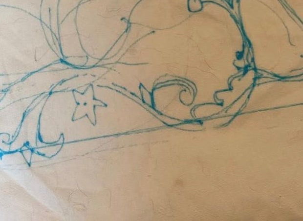 「一年かけて作った刺繍、超見てほしい」→俳優・刺繍作家の作品に驚がく　「ひえええええ」「家宝にして代々引き継ぐレベル」と187万表示