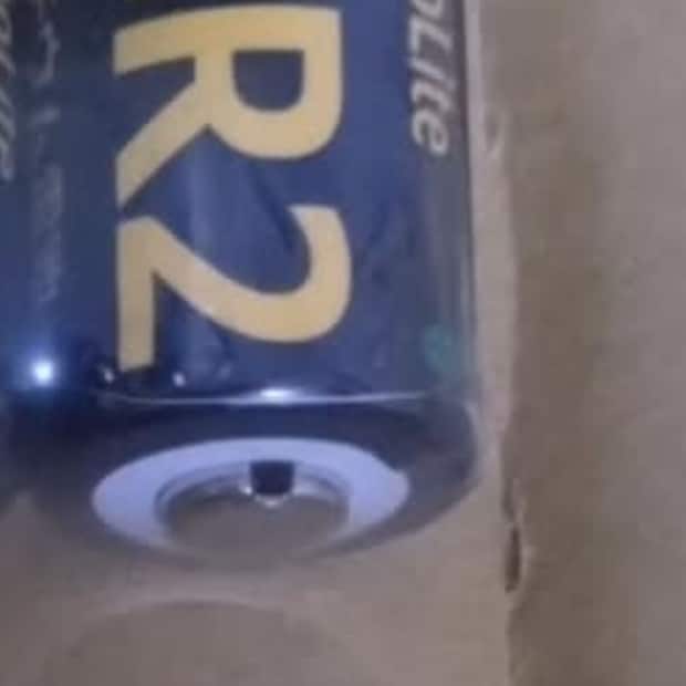 Amazonで電池2本を購入→届いたのは……　中身より気になる“梱包”に「コーヒー吹いた」「正気かAmazon」