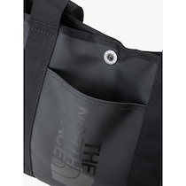 「母へのプレゼント」【ザ・ノース・フェイス】の“最強のトート”が大好評！「オンオフいつでも使えます！」「サイズ感が最高」