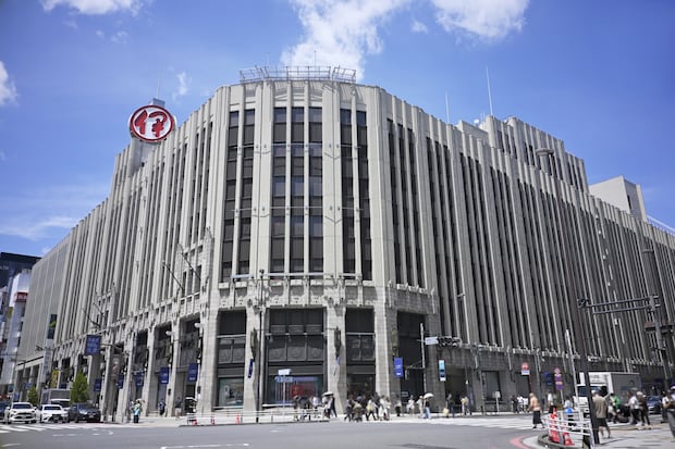 【50代が選ぶ】絶対食べたい「伊勢丹新宿店地下の洋菓子店」ランキング！　2位は「ゴディバ」、1位は？