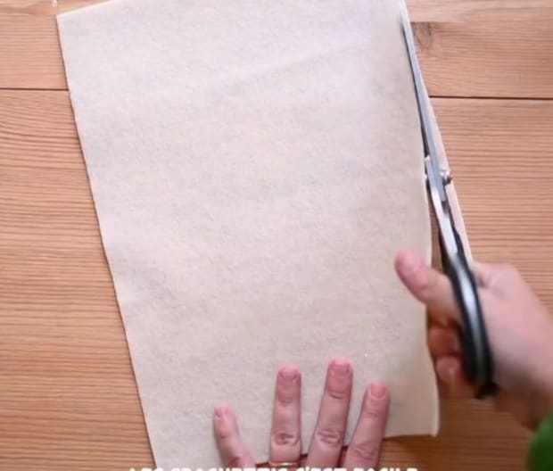 ママがフェルトを細～く長～く切るだけで……「すっご」「天才的アイデア！」　まばたき厳禁のDIYが話題【海外】