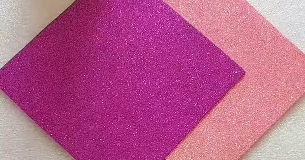 ピンクのスポンジシートに切れ込みを4つ→貼り合わせるだけで……　驚きの完成品が70万再生「すごく簡単」「おもしろい」【海外】