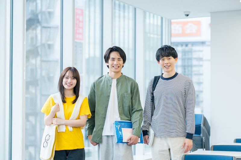 【男性が選ぶ】学生が楽しそうに見える「東京都の私立大学」ランキング！　2位は「慶應義塾大学」、1位は？