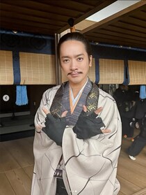 「北川景子とこれ食べたのか」　DAIGO、正月の“2万9800円おせち”を公開→驚きの中身に「ご馳走だ！」「めっちゃ美味そう」