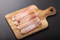 「疲れてるんだな、ワイ」　ベーコンを焼こうとしたら……共感と爆笑を呼ぶ“大失敗”に「わかりますー！」「ドンマイ!!」