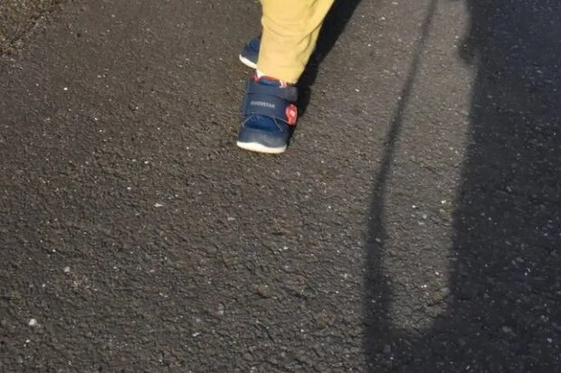 「こんな1歳4カ月いるんかい」衝撃姿が42万表示の大反響 「確実に従業員1000人は抱えてる」「吹いたwww」