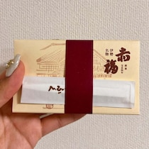 手のひらサイズの「赤福」→開けてみると……　まさかの中身に「こんなんあるんや！」「お土産に良いですね」