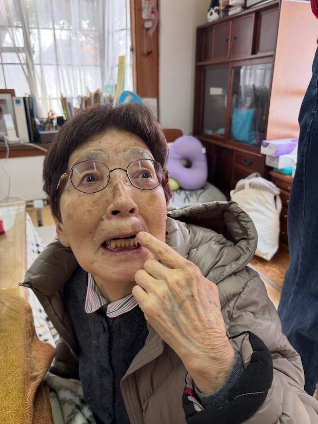 88歳のお祝いに祖母をメイクしたら……　「めちゃ若いっ」「全てが眩しい」プロが完成させた劇的ビフォーアフターが58万表示