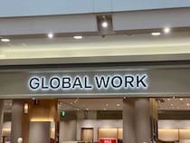 「－2度でも全然寒く感じ」グローバルワークの“軽くてあたたかいファーコート”が大好評！　「お尻まで隠れる」「着用感100点」