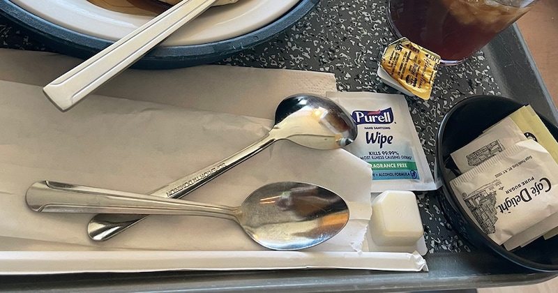 約5カ月ぶりに帰還した日本の宇宙飛行士→“地球1日目”に食べた“予想外のメニュー”に「ジワジワくるwww」「こんなにも」