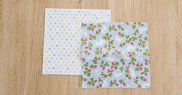 正方形のハギレ→三角に折って“ちょっと縫う”だけで……　まさかの実用アイテムが完成！「な、な、なんと素敵な」