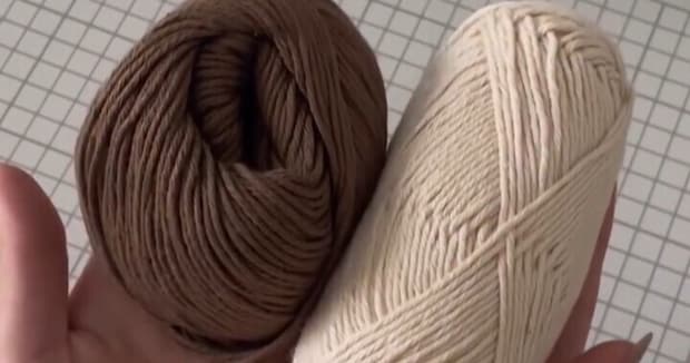 2色の毛糸で“アフガン編み”したら……「オーマイガー！」　コロンとした完成品に「すごい」「めちゃ欲しい！」100万再生