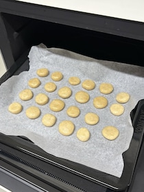 クッキーを焼こうとしただけなのに……　まさかの“大惨事”に「笑いが止まらない」「どういう時にこうなっちゃうんだ？」